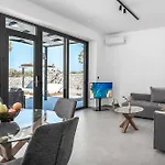 Zen Koan Villa *